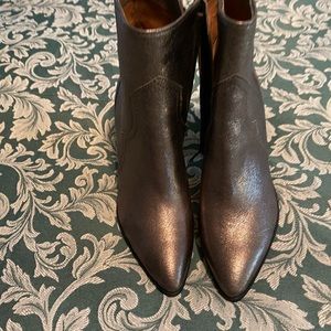 Beautiful Metallic Bronze Frye Boots size 11